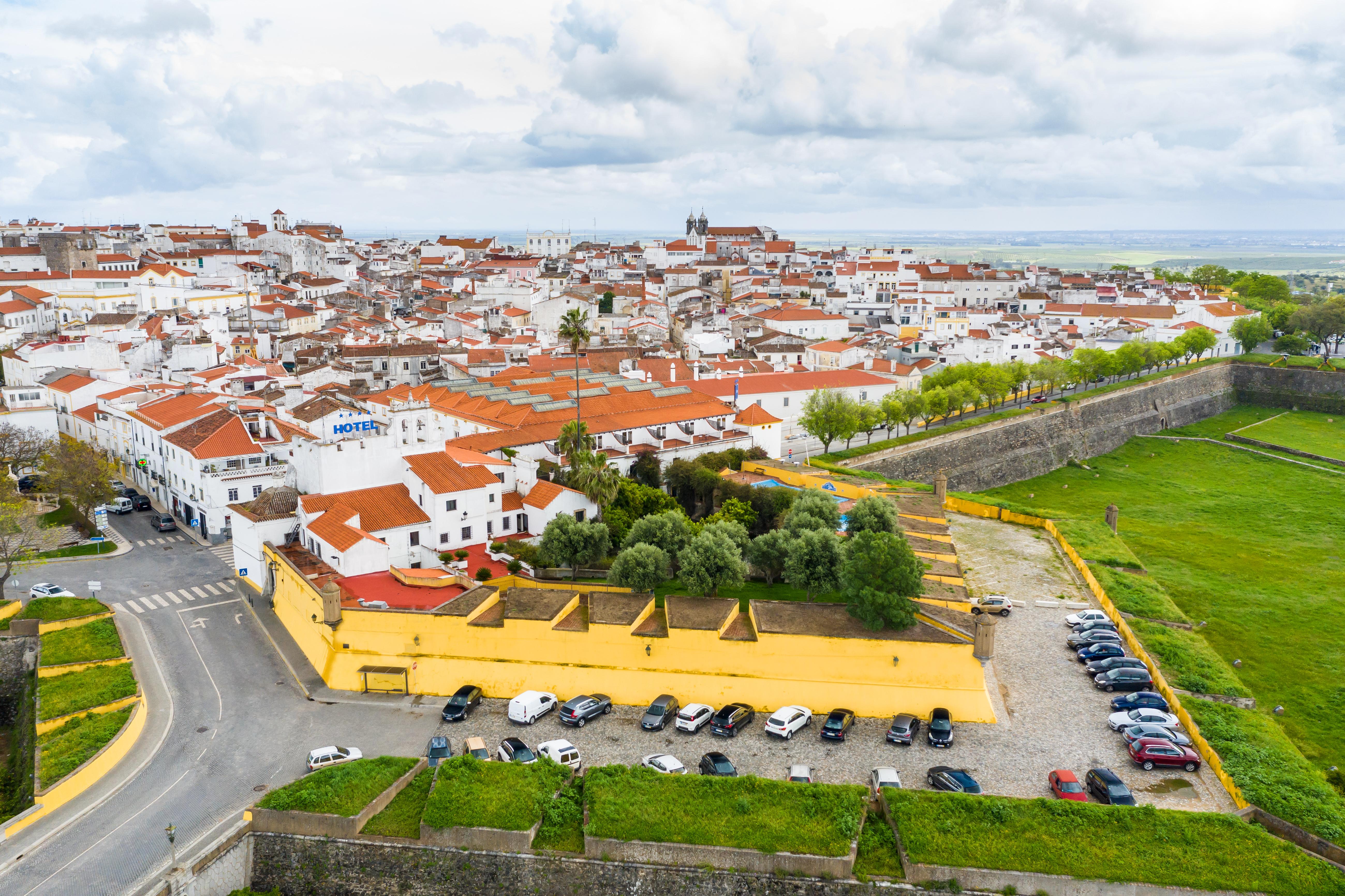 Hotel Sao Joao De Deus By Ridan Hotels Elvas Exterior photo